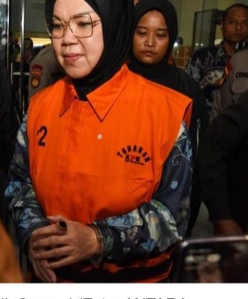 KPK Ungkap Dugaan "Tradisi Setoran" di Sukoharjo, Bupati Etik Suryani Jadi Tersangka, Aliran Dana Rp2,93 Miliar Diusut 1 WhatsApp Image 2026-07-12 at 2.46.27 PM