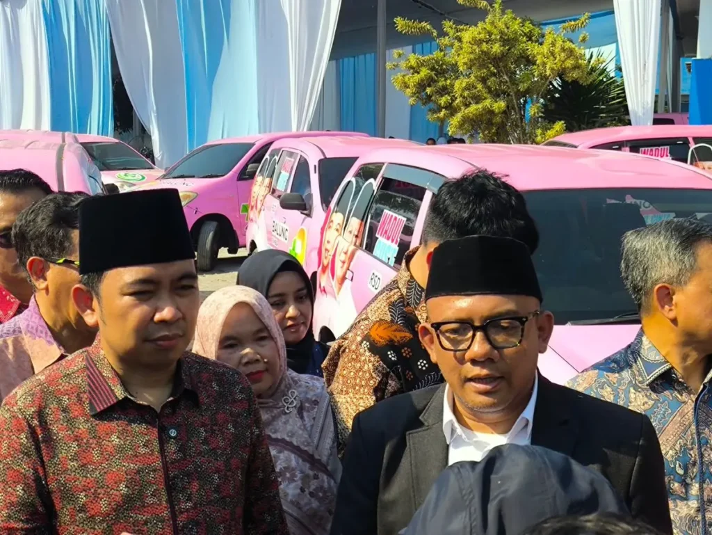 Pemkab Jember Luncurkan Mobil Cinta Antar Pasein Pulang 1 WhatsApp Image 2026-10-09 at 10.34.29