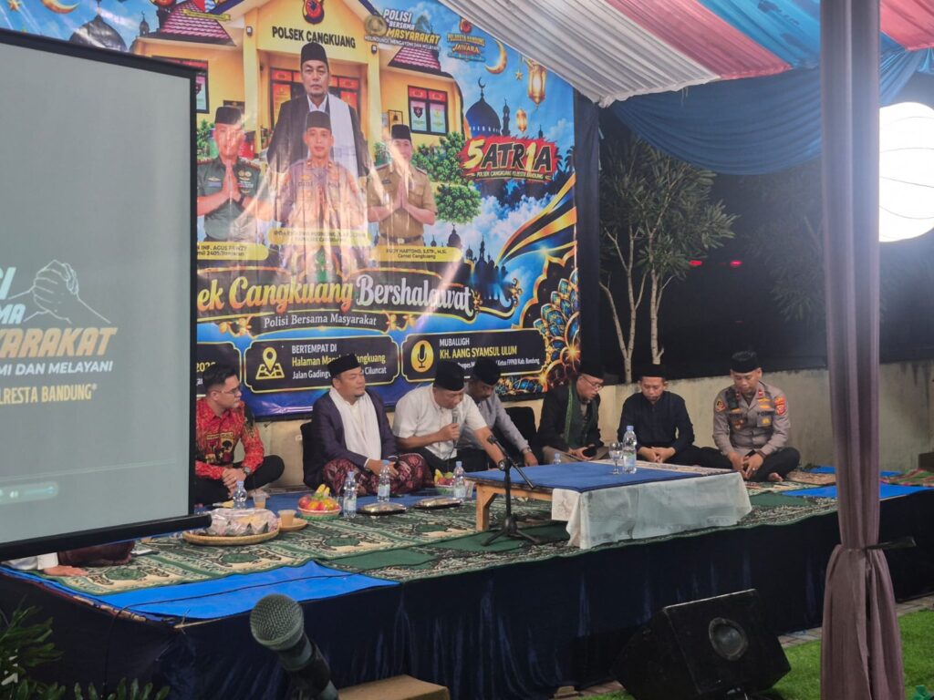 Pererat Silaturahmi dan Kepedulian Sesama, Polsek Cangkuang Gelar Acara Shalawat dan Santunan Anak Yatim 5 WhatsApp Image 2026 10 12 at 17.07.06