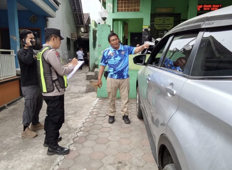 Polisi Buru Pencurian dengan Modus Pecah Kaca Mobil di Arjasa 1 WhatsApp Image 2026-10-29 at 10.27.16